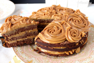 Bolo de chocolate com doce de leite